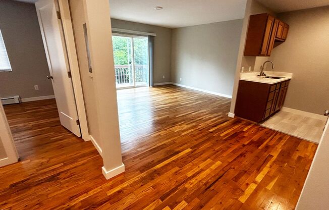 2 beds, 1 bath, 650 sqft, $1,095, Unit 3060-314