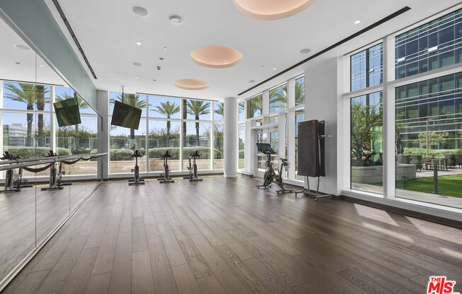 2 beds, 2 baths, 1,305 sqft, $4,800, Unit 2811