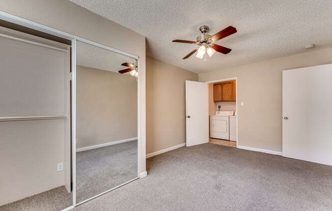 2 beds, 1.5 baths, 886 sqft, $1,350, Unit 26