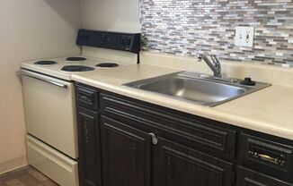 HOLLY GARDEN APARTMENTS