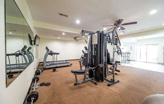 the gym at the preserve apartments