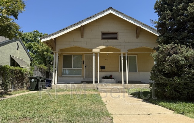 4925 11 AVE