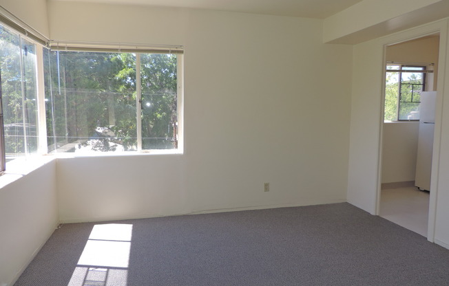 1 bed, 1 bath, 548 sqft, $1,357, Unit 605A
