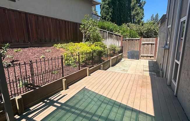 Completely Remodeled 3-Bedroom Beauty in Pleasant Hill!