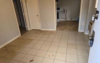 1 bed, 1 bath, $795, Unit APARTMENT C