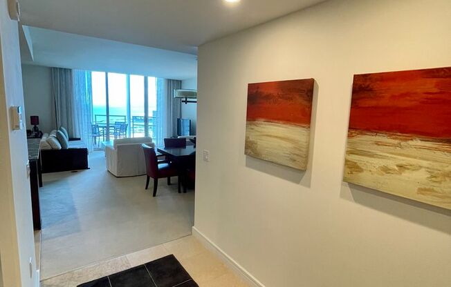 Huge 2 Bed 3 Bath AMAZING Views in Ka La'i Waikiki Beach!!!