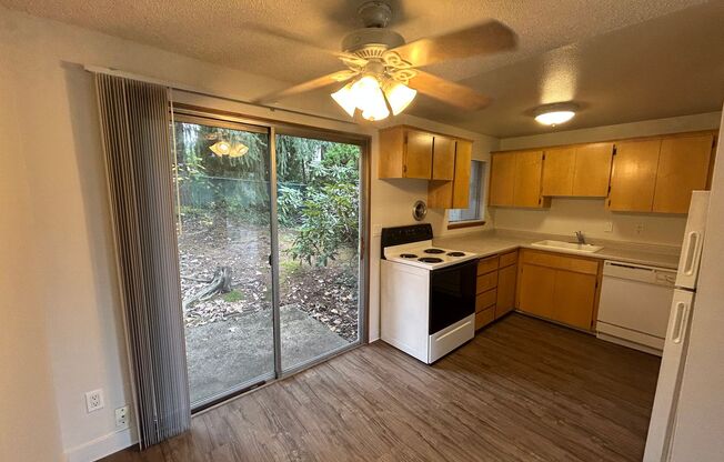 #374 CREEKSIDE APARTMENTS