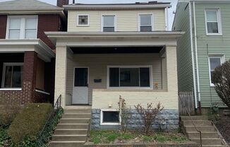 Beautiful 2 Bedroom 1.5 Bathroom Home in Morningside!