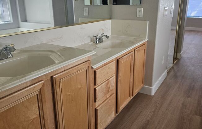 Beautiful and Spacious 3 bedroom home for rent