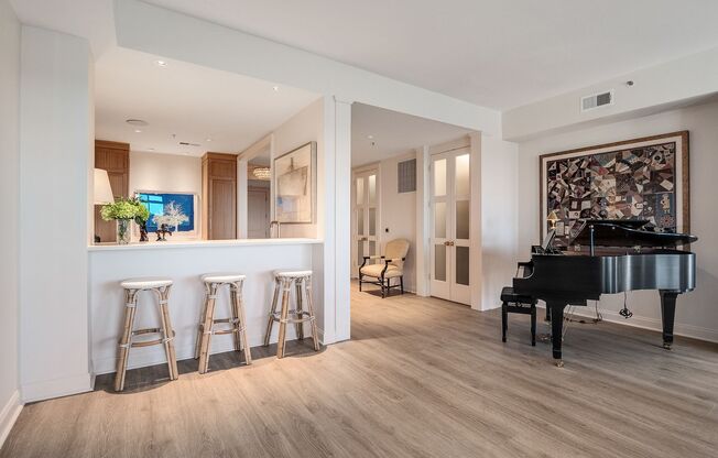 3 beds, 3.5 baths, $10,000, Unit Units 1005-1006