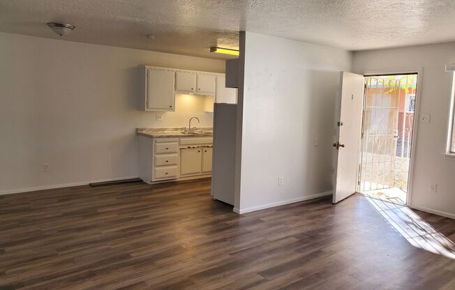 1 bed, 1 bath, 700 sqft, $875, Unit Apartment D