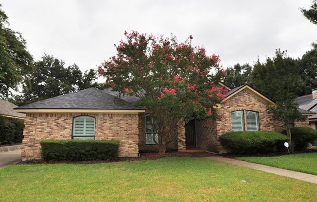 Fabulous custom home in Arlington!