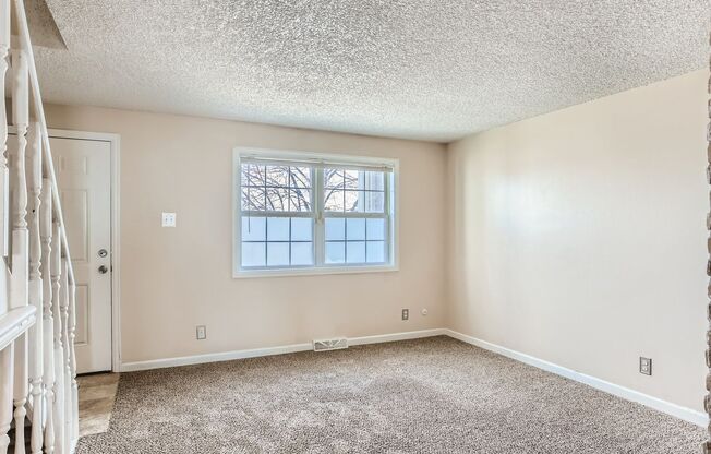 Experience Elevated Townhome Living in Aurora!
