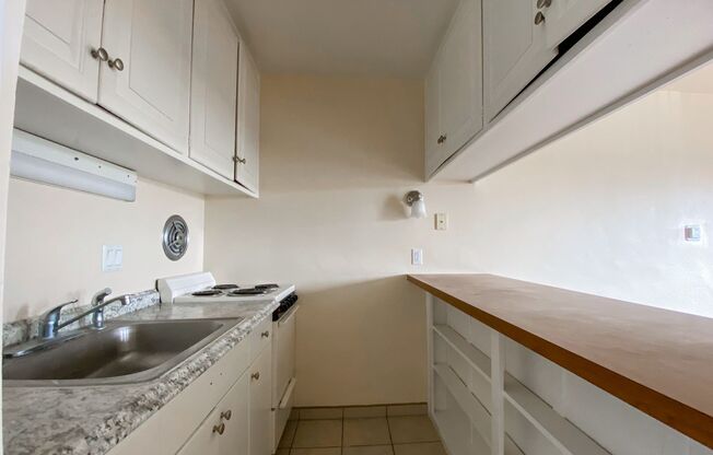 Studio, 1 bath, 398 sqft, $1,695, Unit 4201-206