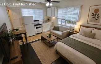 527 N Alexandria Ave