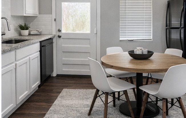 3 Bedroom Charmer in the Heart of Burleson – Walk to Downtown!