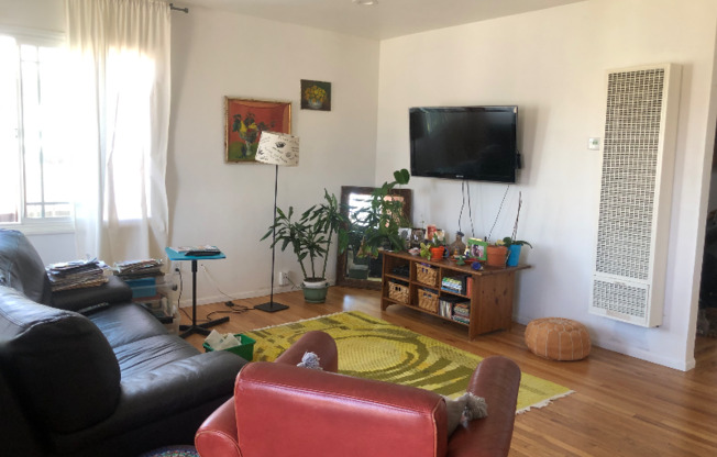 4935 DATE ST