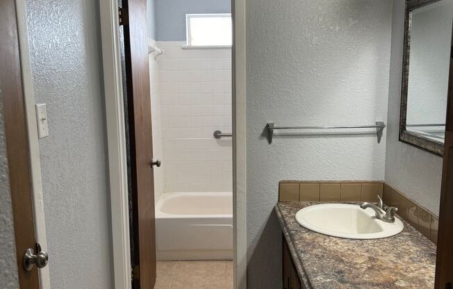 Courtyard Villas Apartments