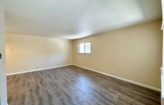 2 beds, 1 bath, $2,450