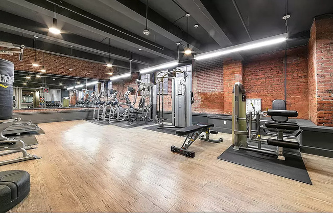 1 bed, 1 bath, $3,350, Unit 417
