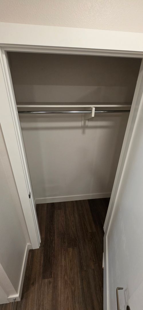Studio, 1 bath, 443 sqft, $2,100, Unit 208