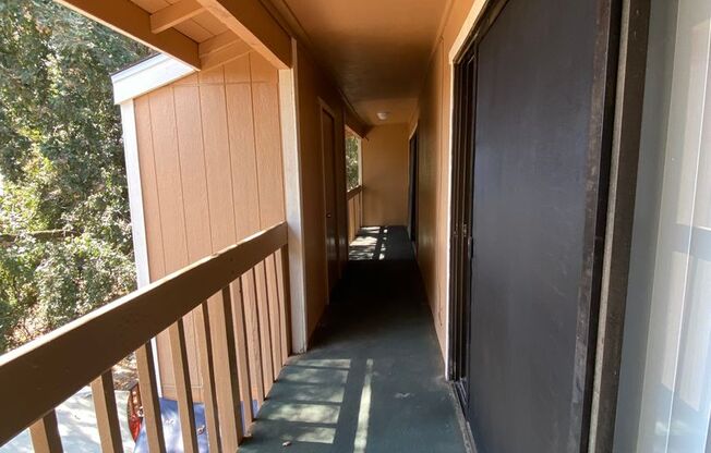 2 beds, 1 bath, $1,450