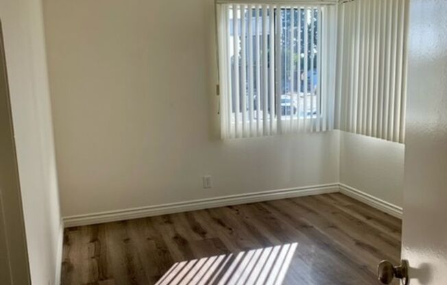 1 bed, 1 bath, $2,325