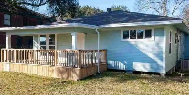 2574 MCFADDIN AVE