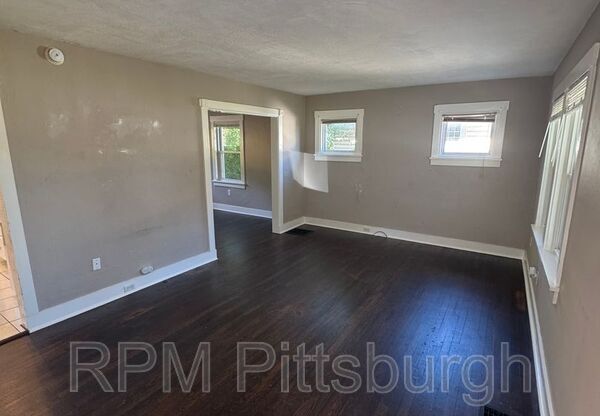 249 ELWYN AVE
