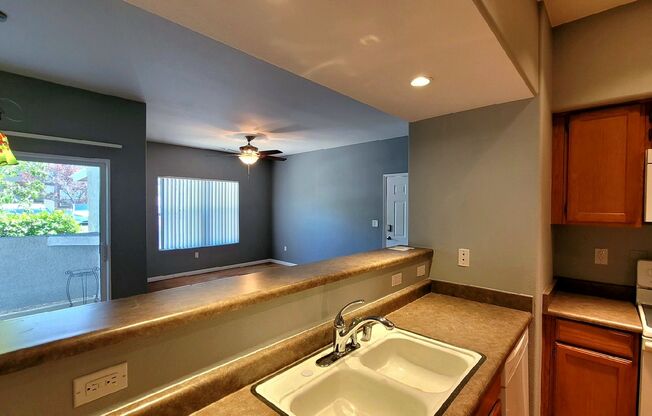 2 beds, 2 baths, $1,450, Unit UNIT 1156