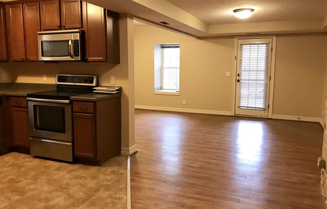 1 bed, 1 bath, 1,000 sqft, $1,295, Unit Unit 02 A1000