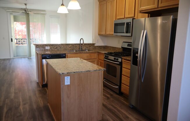 2 beds, 2.5 baths, $2,195, Unit APARTMENT 8143