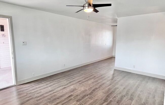 1 bed, 1 bath, 738 sqft, $1,495