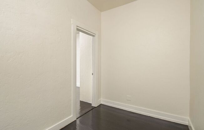 Downtown Phoenix - Historic Apartment Community!