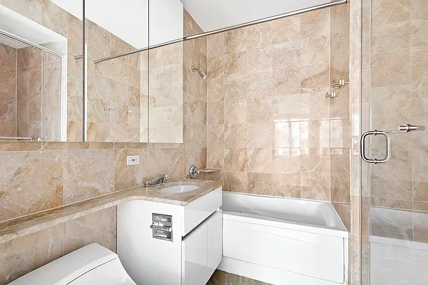 Studio, 1 bath, $6,350, Unit 6D