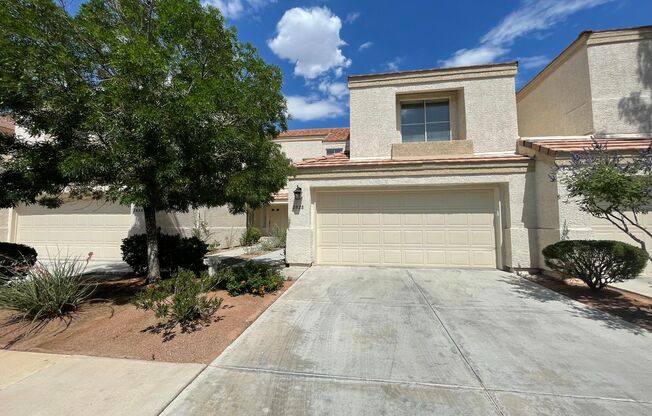 Desert shores!!!   BEAUTIFUL 2BD/2.5 BA, 2 CAR GARAGE CONDO