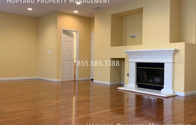 933 DESMET DR