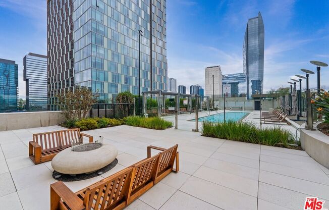 2 beds, 2 baths, 1,290 sqft, $4,900, Unit 1508