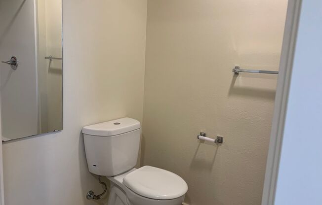 Studio, 1 bath, 175 sqft, $1,295, Unit 218