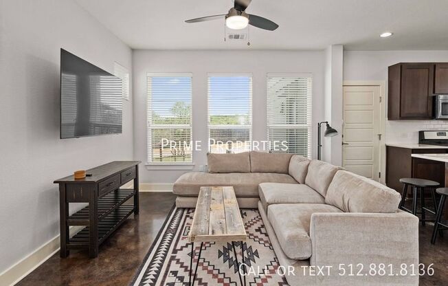 2813 STOCK DR