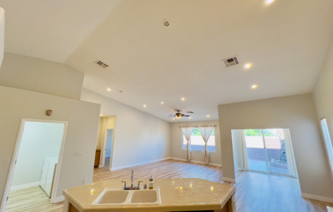 6150 POWDERMILL