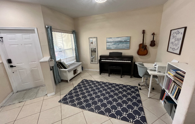 126 LK MONTEREY CIR