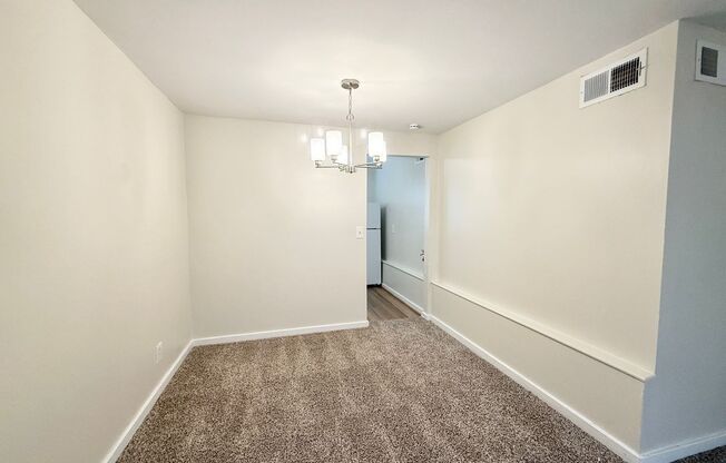 2 beds, 1 bath, $875, Unit SC535