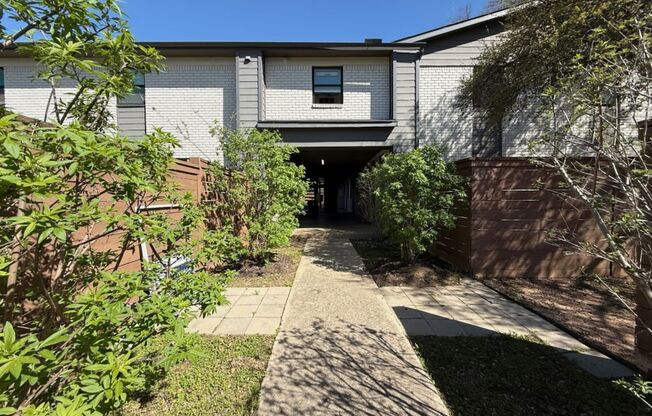 Ridglea Court Apartments