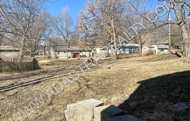 3 beds, 1 bath, $1,550