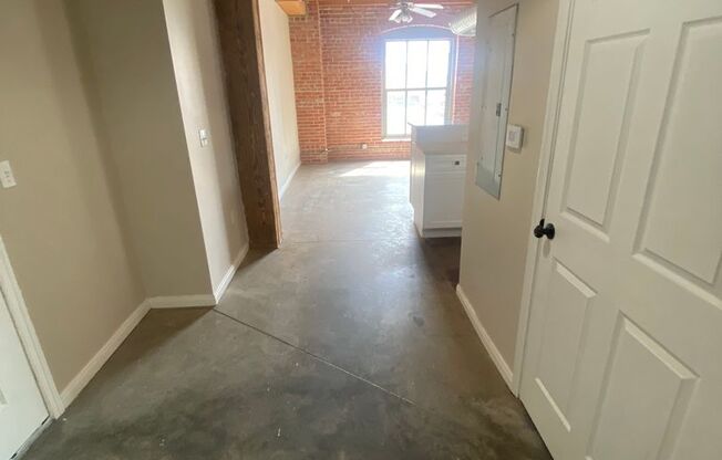 2 beds, 2 baths, 1,300 sqft, $1,325, Unit 506