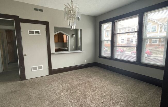 Beautiful 4 BR/2Bath Lower Level Duplex in Minneapolis. Available Now!