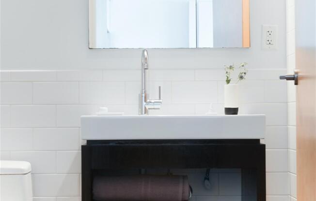 Studio, 1 bath, $3,825, Unit 1402