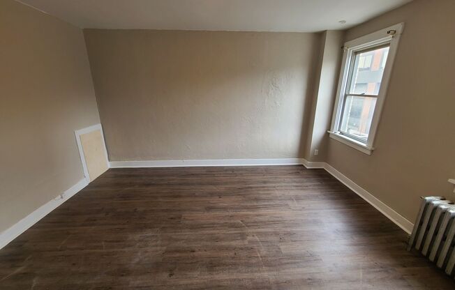 4828 Liberty Ave.
