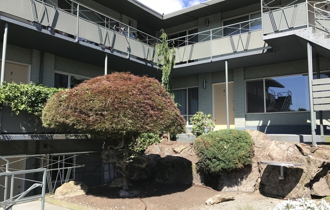 Westward Apartments